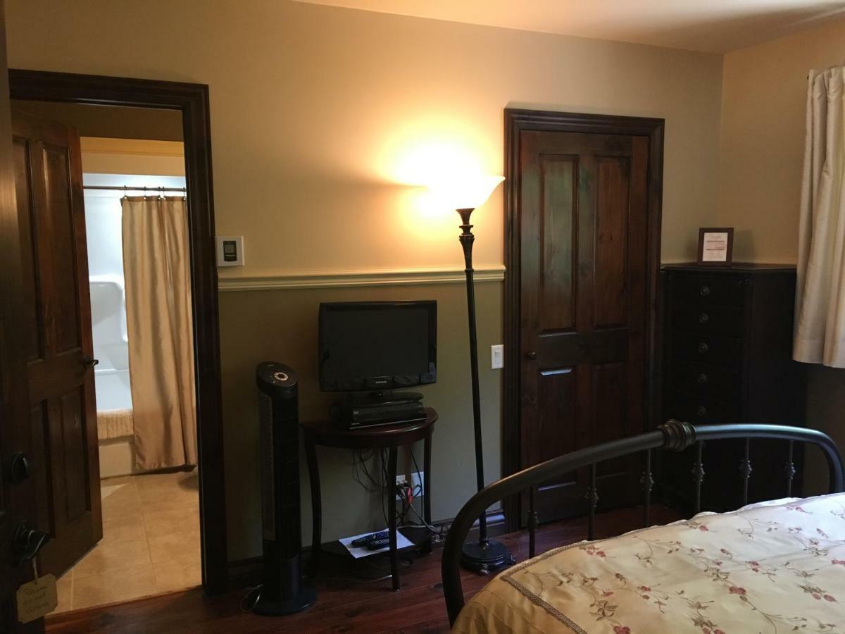 B&B Au Petit Marigot Mont-Tremblant Zimmer foto